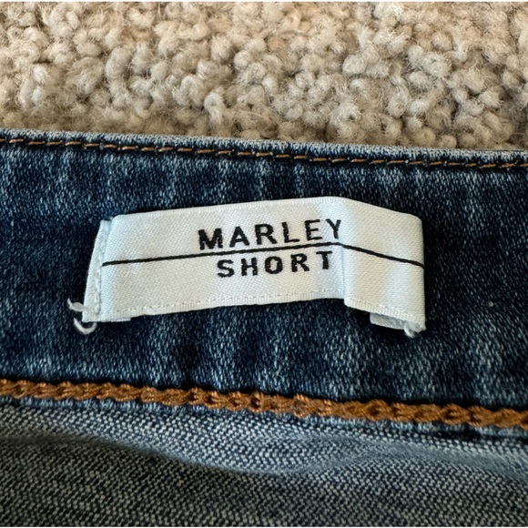 Vigoss Jean Shorts - Picture 8 of 11